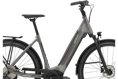 Rower elektryczny damski GIANT ANYTOUR E+ 2 LDS 626Wh 2021