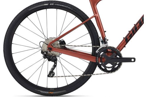 Rower gravel Giant Revolt Advanced 3 w 100% gotowy - karbon