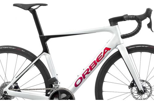 Rower szosowy Orbea Orca M31eLTD PWR OMX AXS w 100% gotowy