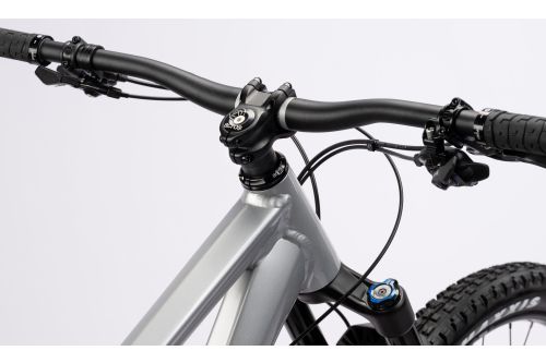 Ghost Riot AM AL – hamulce Magura MT5 4-tłoczkowe