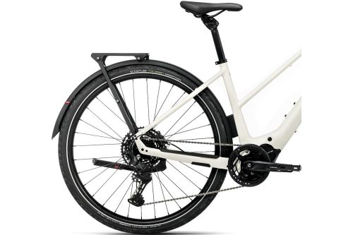 Rower elektryczny miejski trekkingowy miejski do jazdy na wycieczki po mieście po szutrach drogach polnych Orbea KEMEN TOUR 20 MID 7