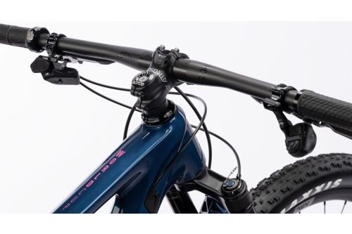 Kokpit Truvativ Atmos Carbon – kierownica i mostek