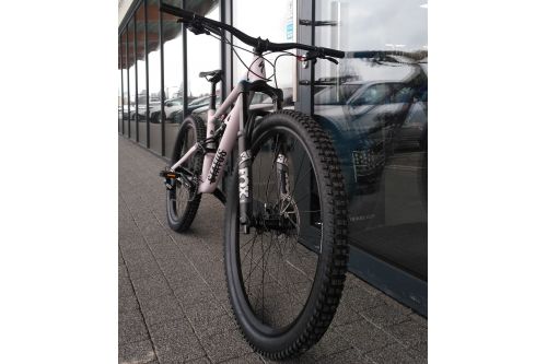 Rower górski Specialized Status 140 w 100% gotowy + GRATIS