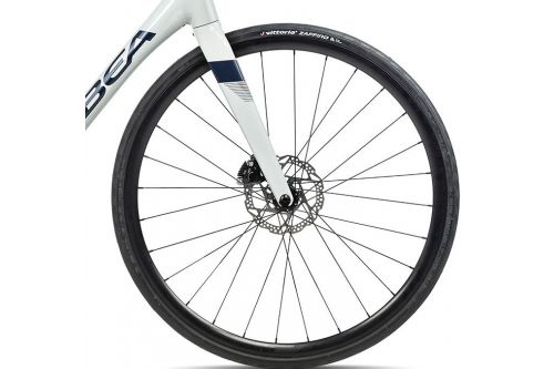 Rower szosowy Orbea Avant H30 105 HYDRAULIC w 100% gotowy + Gratis