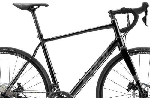 Rower szosowy Fuji Sportif 1.1 Disc 105