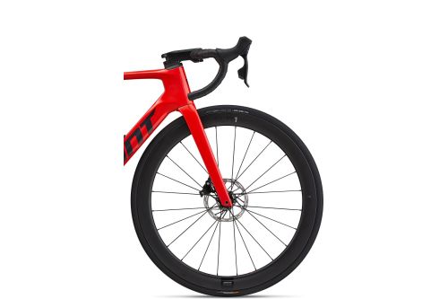 Rower szosowy aero Giant Propel Advanced Pro 1 AXS w 100% gotowy