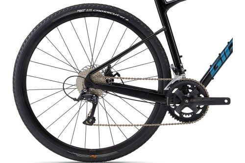 Giant Revolt Gravel 2 aluminiowy gravel szutrowe rowery 2024