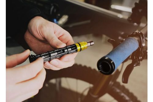 Zestaw naprawczy LEZYNE TOOLS INSERT KIT M - Multitool do kierownicy