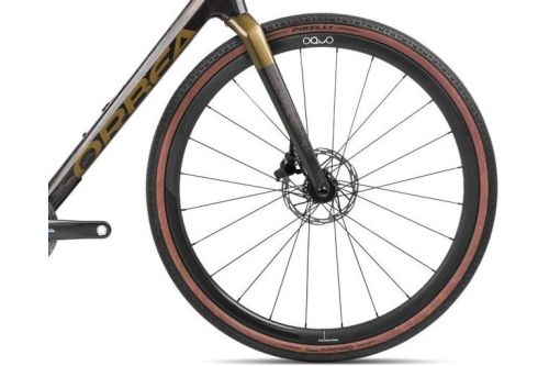 Gravel Orbea Terra M21e Team AXS – idealny na każdą nawierzchnię