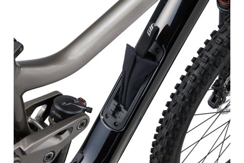 rower-górski-enduro-giant-reign-2-2023-6